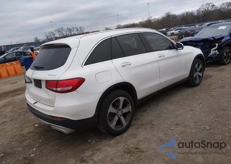 2016 Mercedes-Benz Glc 300 4Matic from USA, damaged, VIN WDC0G4KB4GF065551